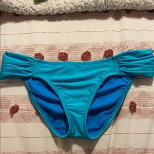 NWT Leonetti Shirred Side Bikini Bottoms.
